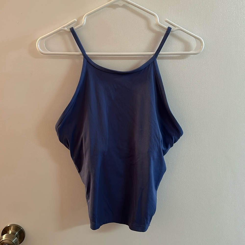 Lululemon tank size 10